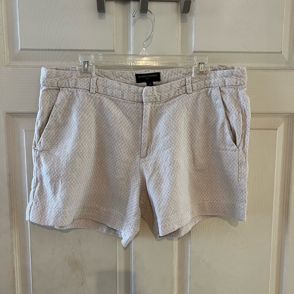 Women’s Banana Republic Linen Blend Shorts